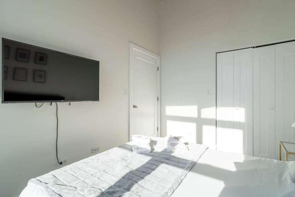 Mccormick Place Beautiful 2Br Apartment With Optional Parking Sleeps Up To 8 Near Soldier Field, Grant Park And Lakefront Trail Chicago Exterior foto